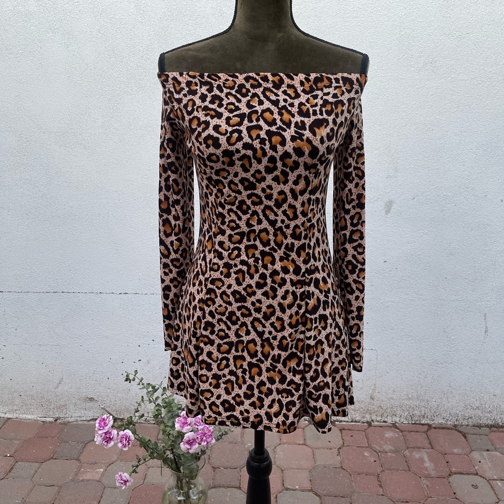 Leopard Print Off-Shoulder Dress/Blouse